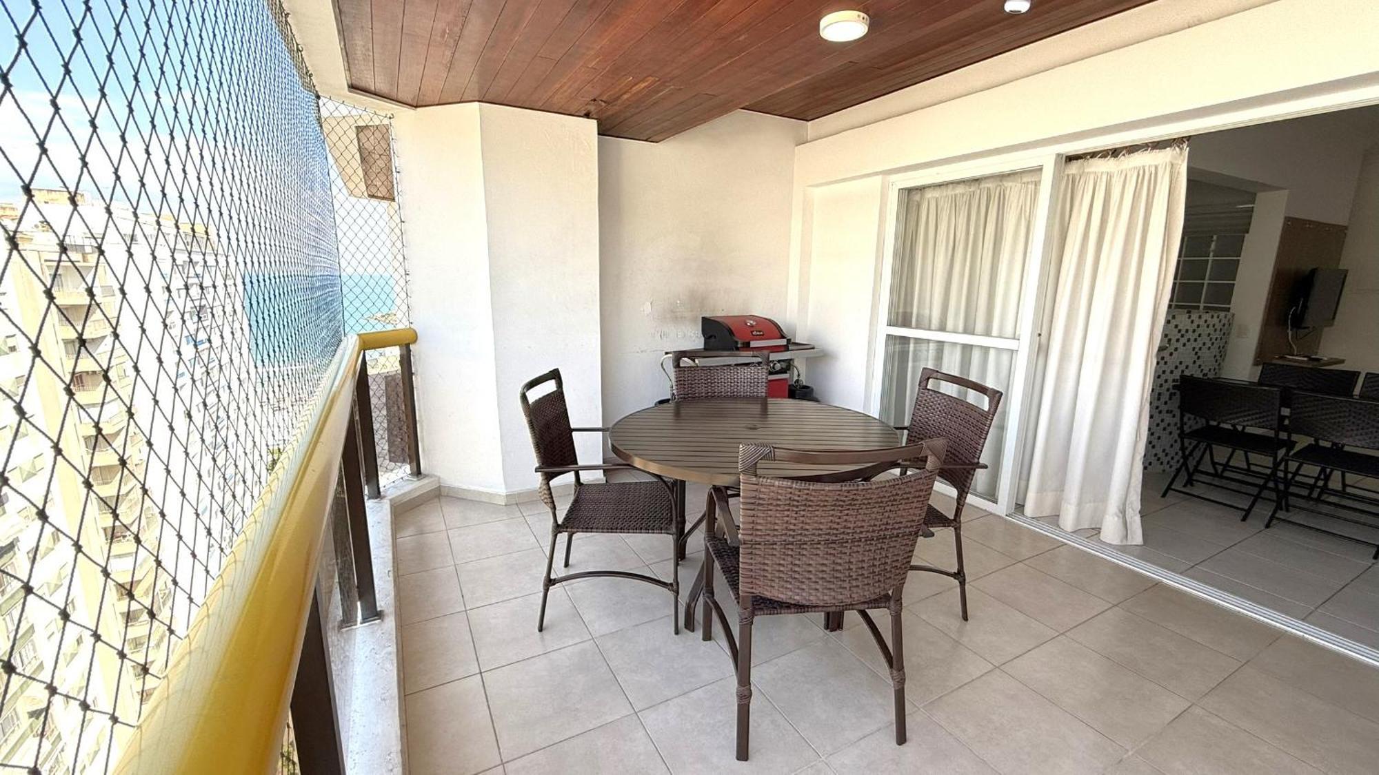 Flat A 1 Quadra Da Praia Das Pitangueiras - Ar Condicionado - 6 Pessoas Guarujá Zewnętrze zdjęcie